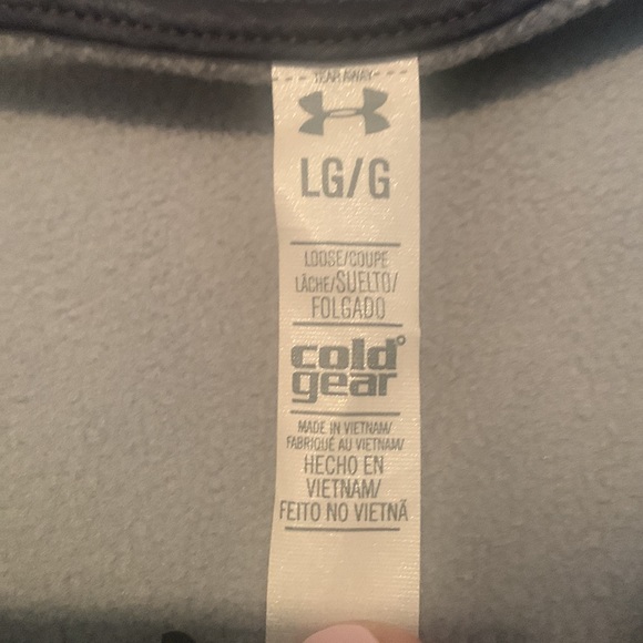 Under  Armour size L jacket - Picture 3 of 3